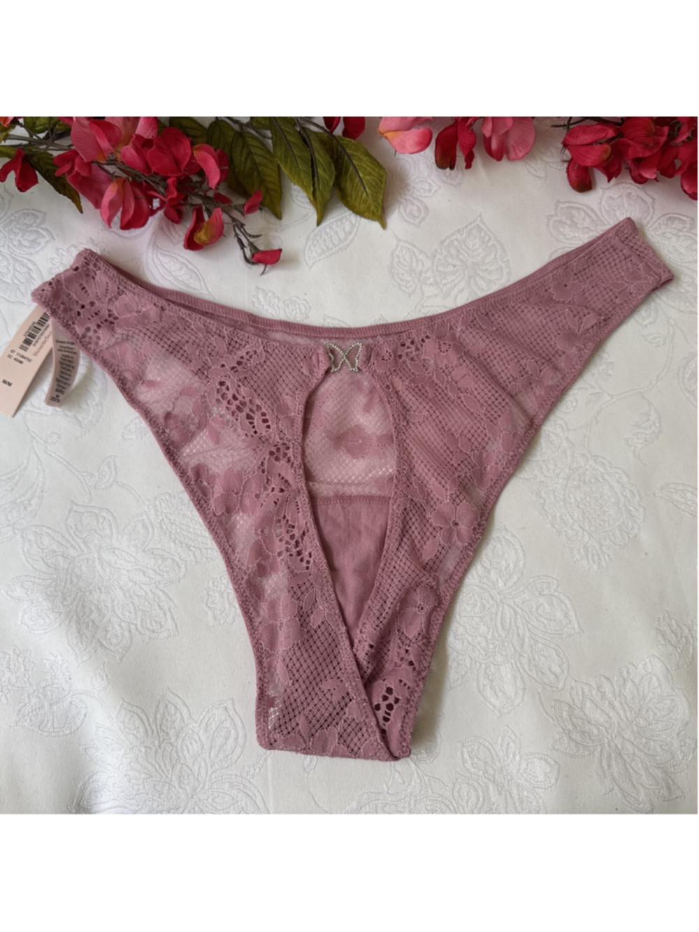 VICTORIA'S SECRET M PINK DREAM ANGELS CUT OUT BACK RHINESTONE THONG PANTIES NWT